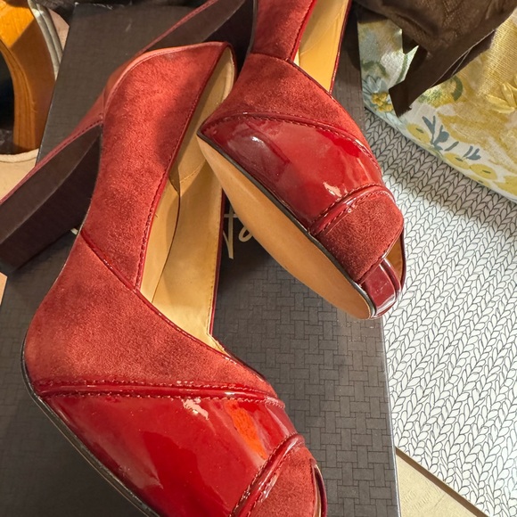 Cole Haan DALYA AIR. PUMP WINE SUEDE Size 9 - Picture 8 of 9